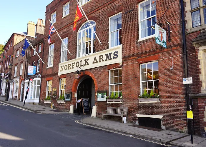 Arundel Hotels