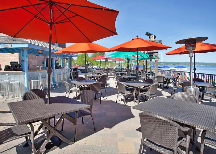 West Bay Beach, A Holiday Inn Resort Traverse City