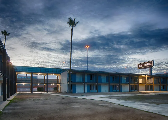 Red Lion Inn & Suites Tucson Downtown