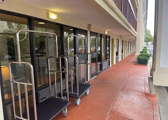 Quality Inn Dalton Central