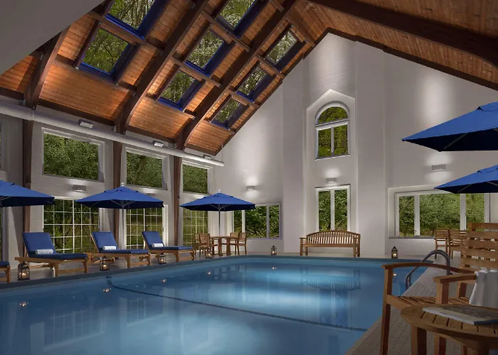 Falmouth Hotels