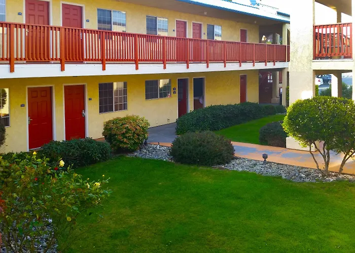 Quality Inn & Suites Crescent City Redwood Coast