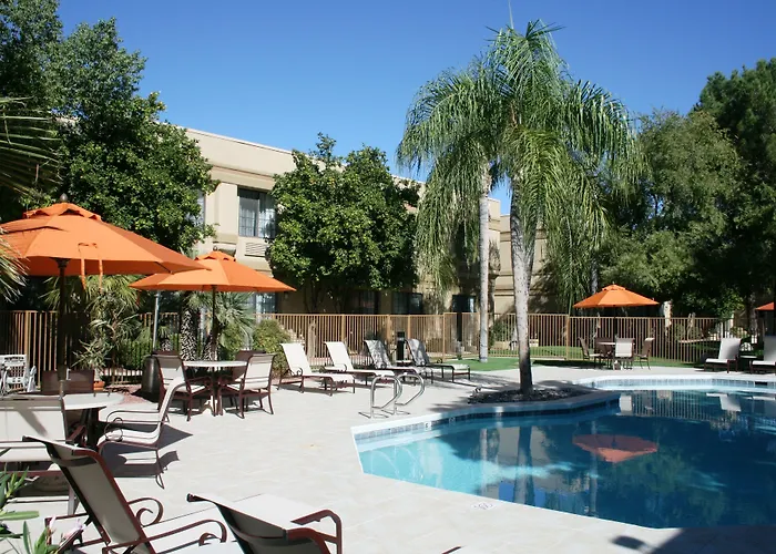 Wyndham Tucson Airport Hotel & Conference Center