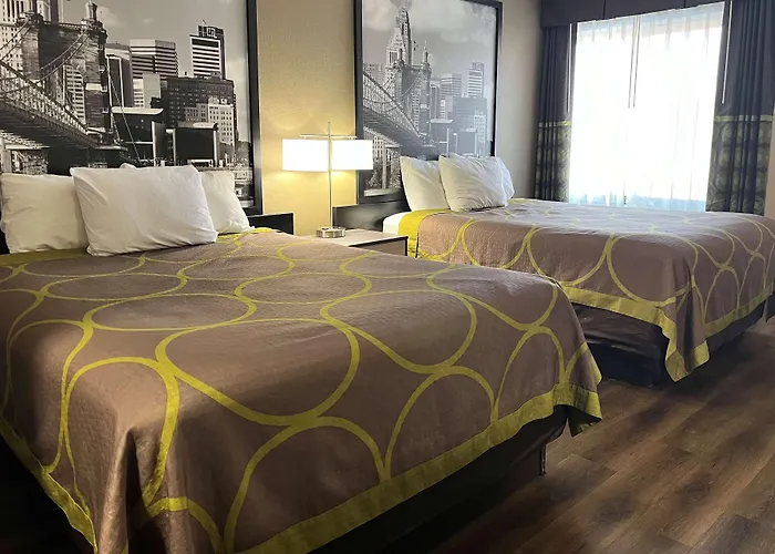 Super 8 By Wyndham Harrison Oh Hotel