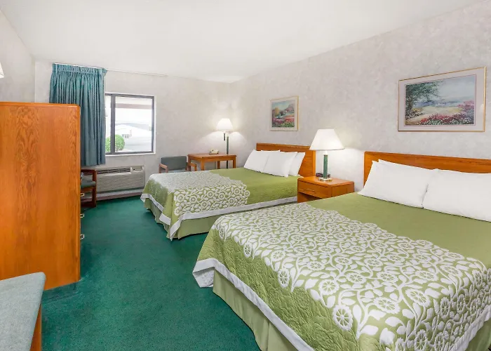 Days Inn By Wyndham Alpena