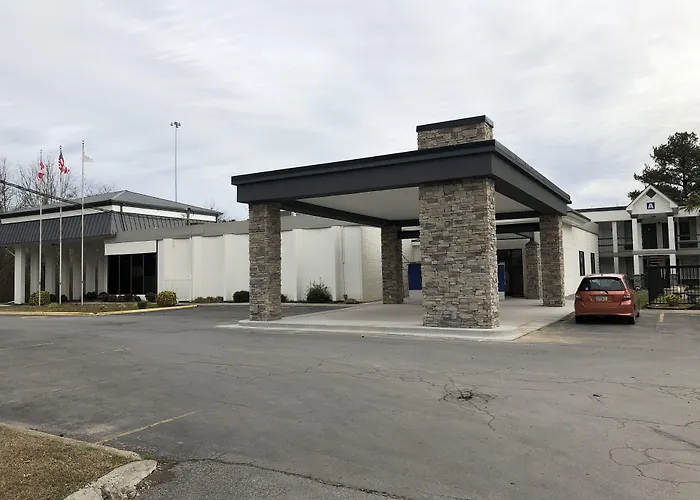 Quality Inn Dalton
