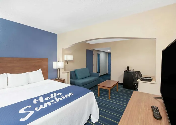 Days Inn By Wyndham Panama City