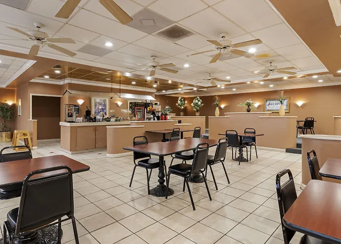 Econo Lodge Douglas