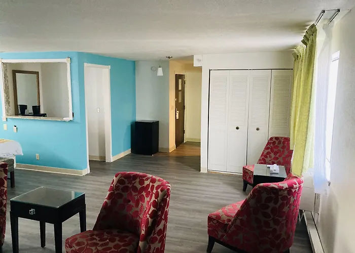 Nampa Inn & Suites