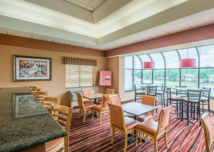 Comfort Inn - Nys Fairgrounds Warners