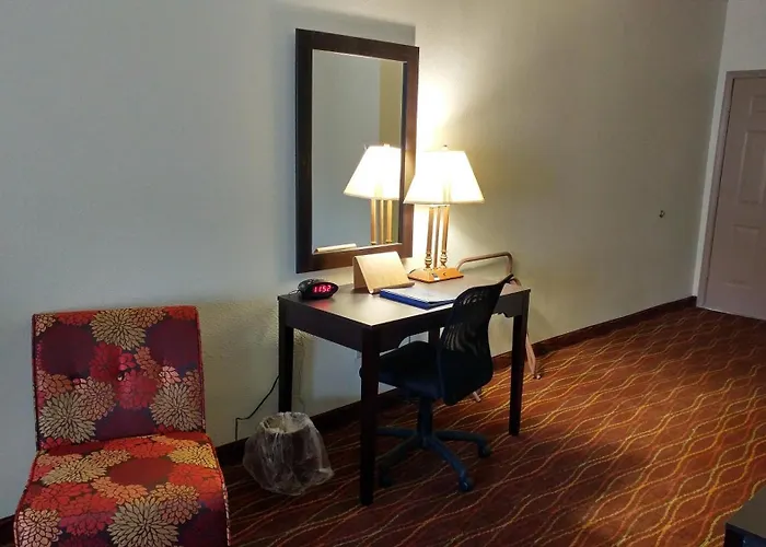Baymont By Wyndham Helen Motel