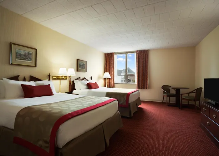 Ramada By Wyndham Ligonier Hotel
