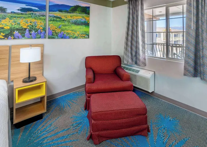 Days Inn By Wyndham Delta Co