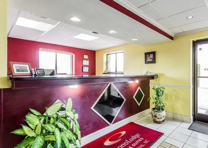 Econo Lodge Inn & Suites Matthews - Charlotte