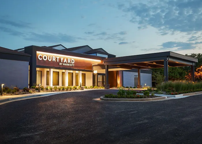 Courtyard St. Louis Westport Plaza Hotel Maryland Heights