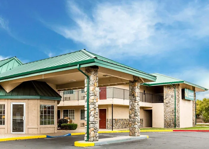 Quality Inn & Suites Minden Gardnerville
