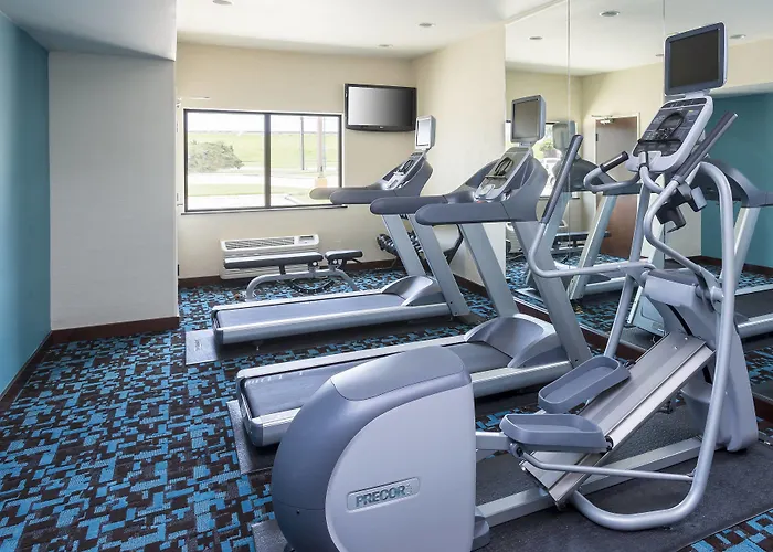 Fairfield Inn & Suites Victoria