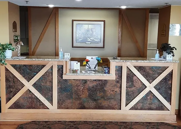 Horse Creek Inn McCook
