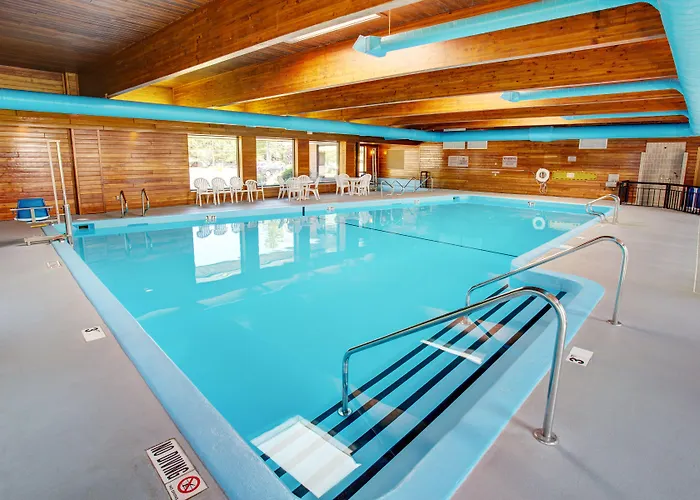 Country Inn & Suites By Radisson, Traverse City, Mi