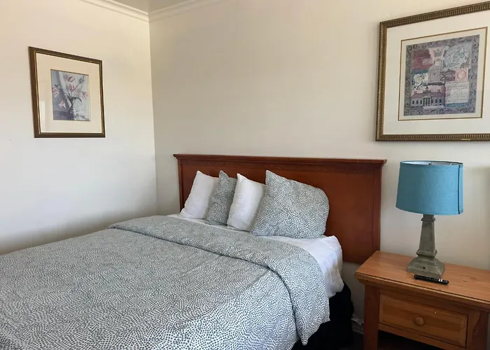 The Shores Inn Ventura