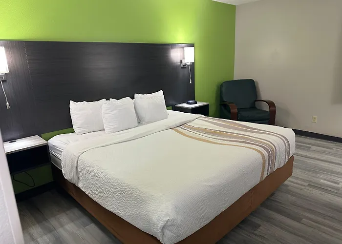 La Quinta Inn By Wyndham Omaha Southwest
