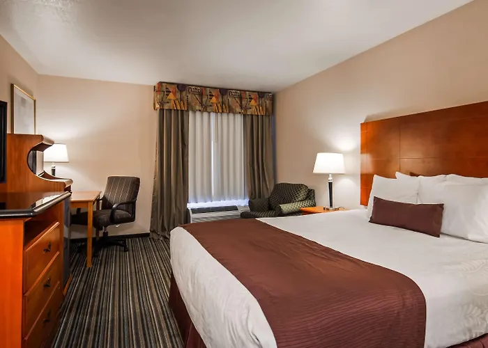 Best Western Plus Twin View Inn & Suites Redding
