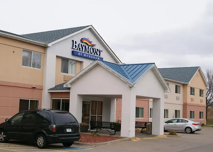 Baymont By Wyndham Coon Rapids Hotel