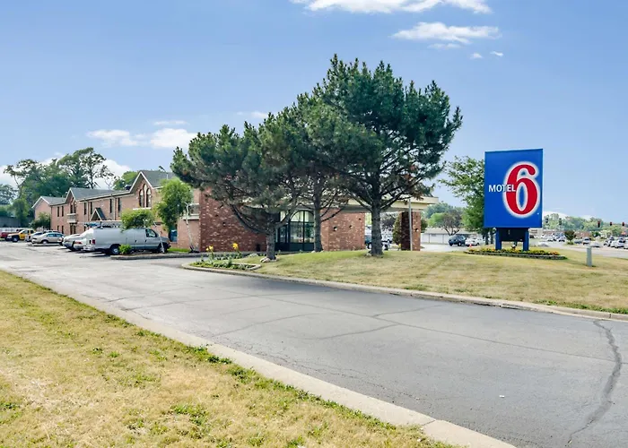 Motel 6-Waukegan, Il