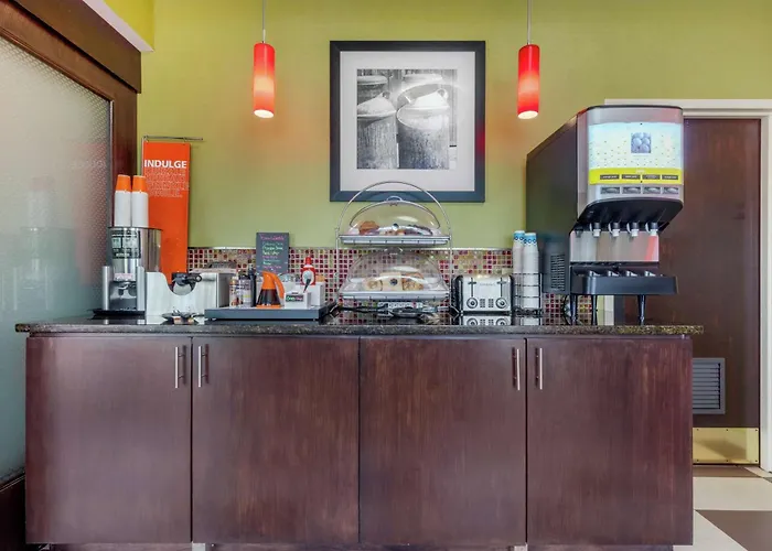 Hampton Inn Brookhaven