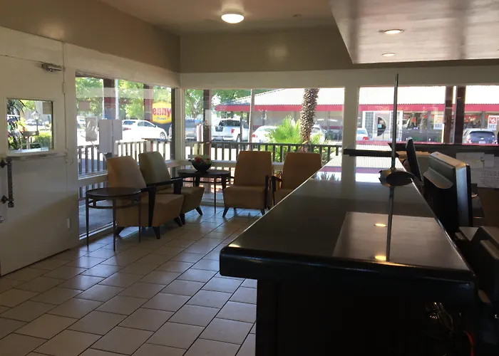 Ramada By Wyndham Modesto Yosemite Area Hotel