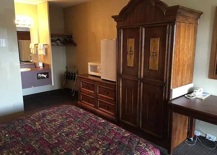 Cedars Inn Lewiston
