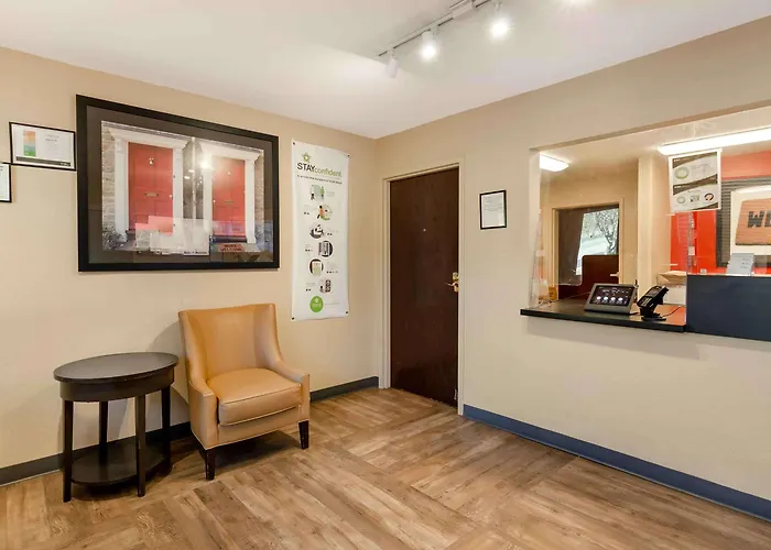 Extended Stay America Select Suites - Roanoke - Airport