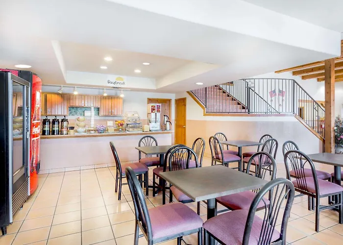 Days Inn & Suites By Wyndham Lordsburg