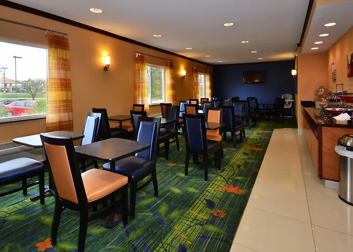 Fairfield Inn & Suites Jefferson City