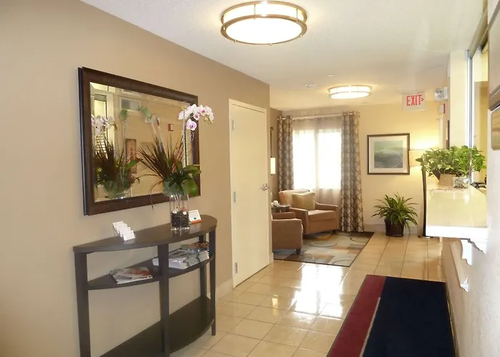 Sonesta Simply Suites Chicago Libertyville