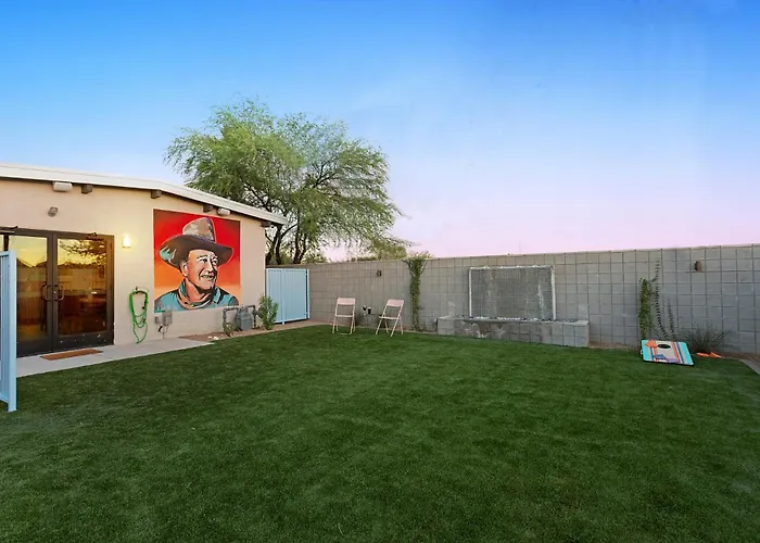 Hotel Mccoy Tucson - Art, Coffee, Beer, Wine, Pool