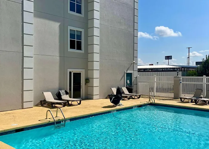 Quality Inn & Suites West Monroe