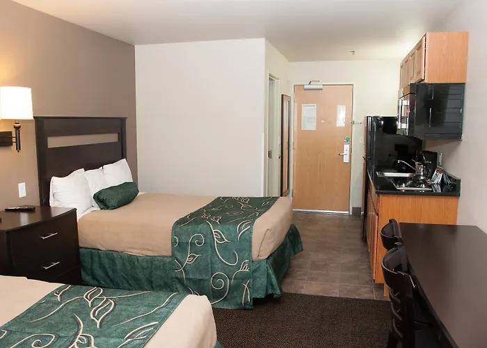 Baymont By Wyndham Elko Hotel