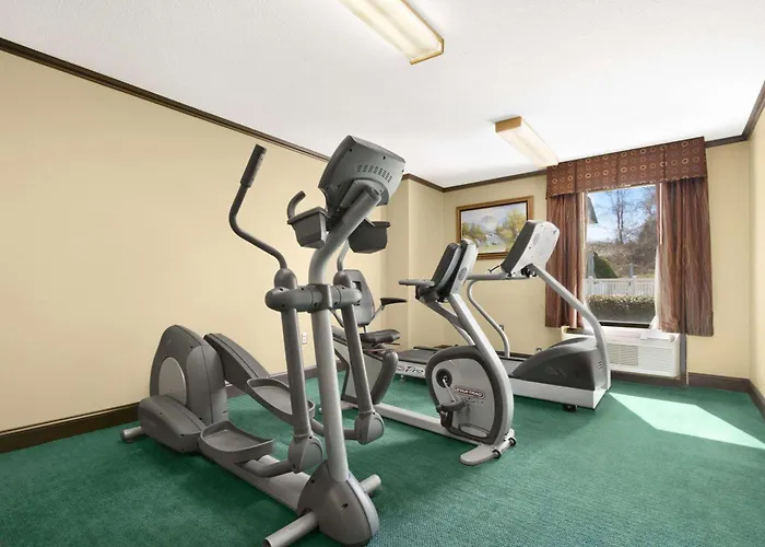 Ramada Limited - Columbia Hotel