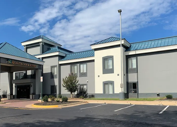 Quality Inn & Suites Quantico Stafford