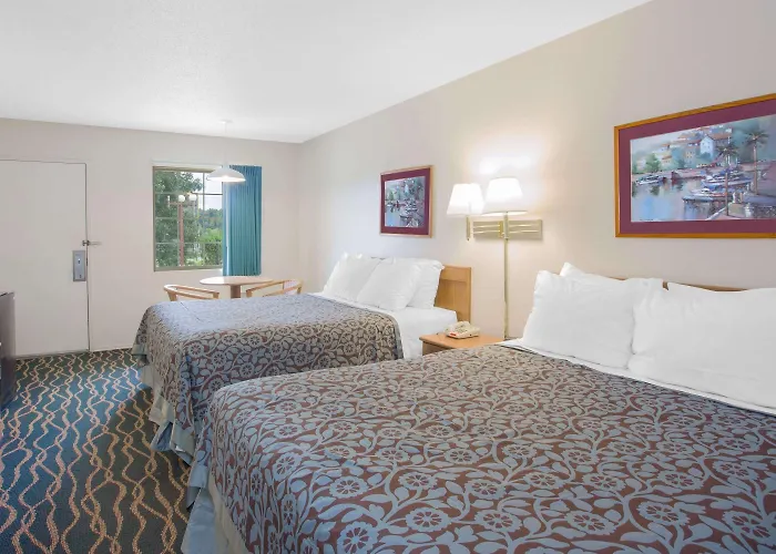 Days Inn By Wyndham Hardy