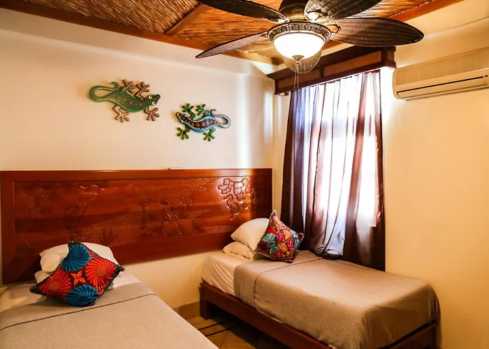 The Lodge At Jaguar Reef Hopkins