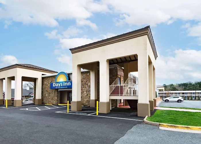 Days Inn By Wyndham Charlottesville/University Area