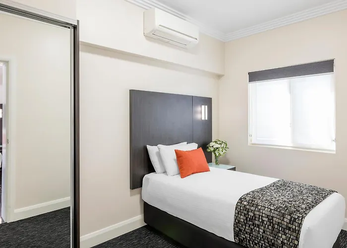 Goulburn Hotels