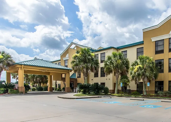 Quality Suites New Iberia
