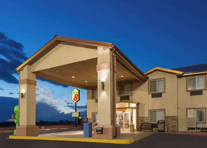 Super 8 By Wyndham Roswell Motel