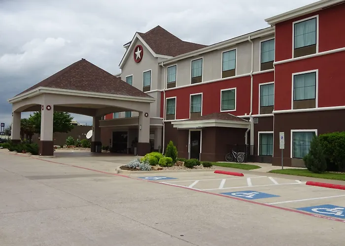 Best Western Plus Denton Inn & Suites