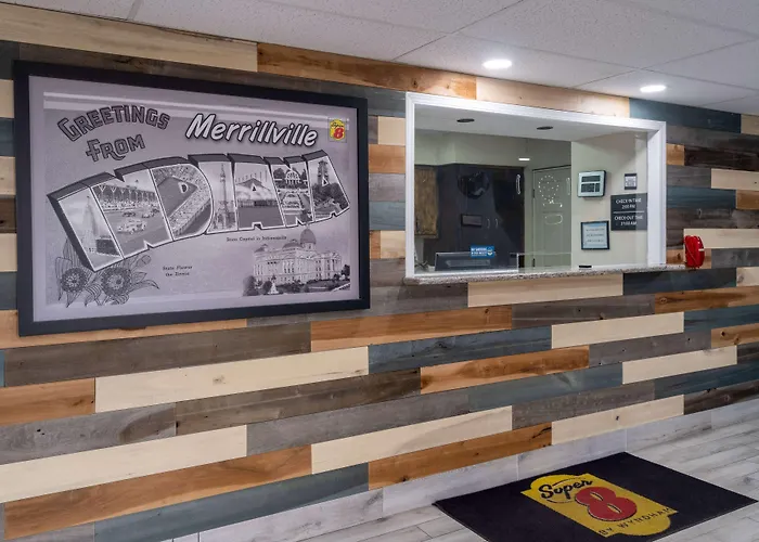 Super 8 By Wyndham Merrillville