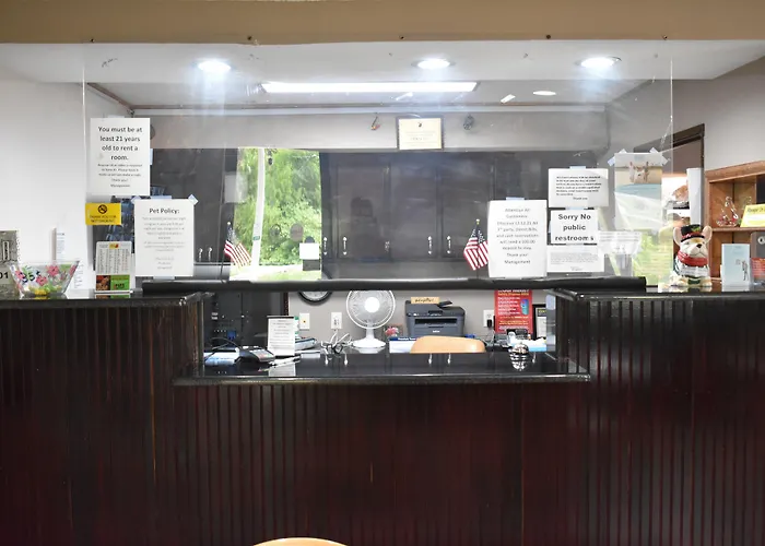 Super 8 By Wyndham La Vale/Cumberland Area Motel