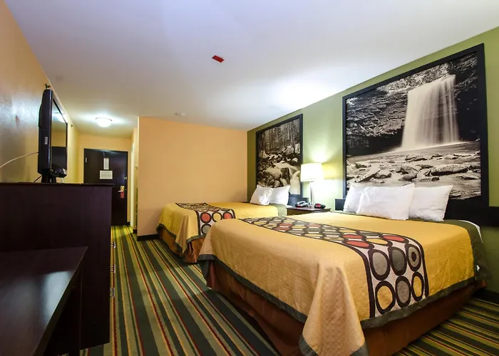 Super 8 By Wyndham Hull Street Midlothian Richmond Area Hotel